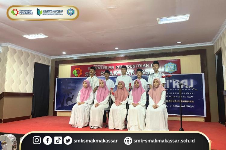{ S M A K - M A K A S S A R} : Moment pelaksanaan isra' mi'raj SMK SMAK Makassar